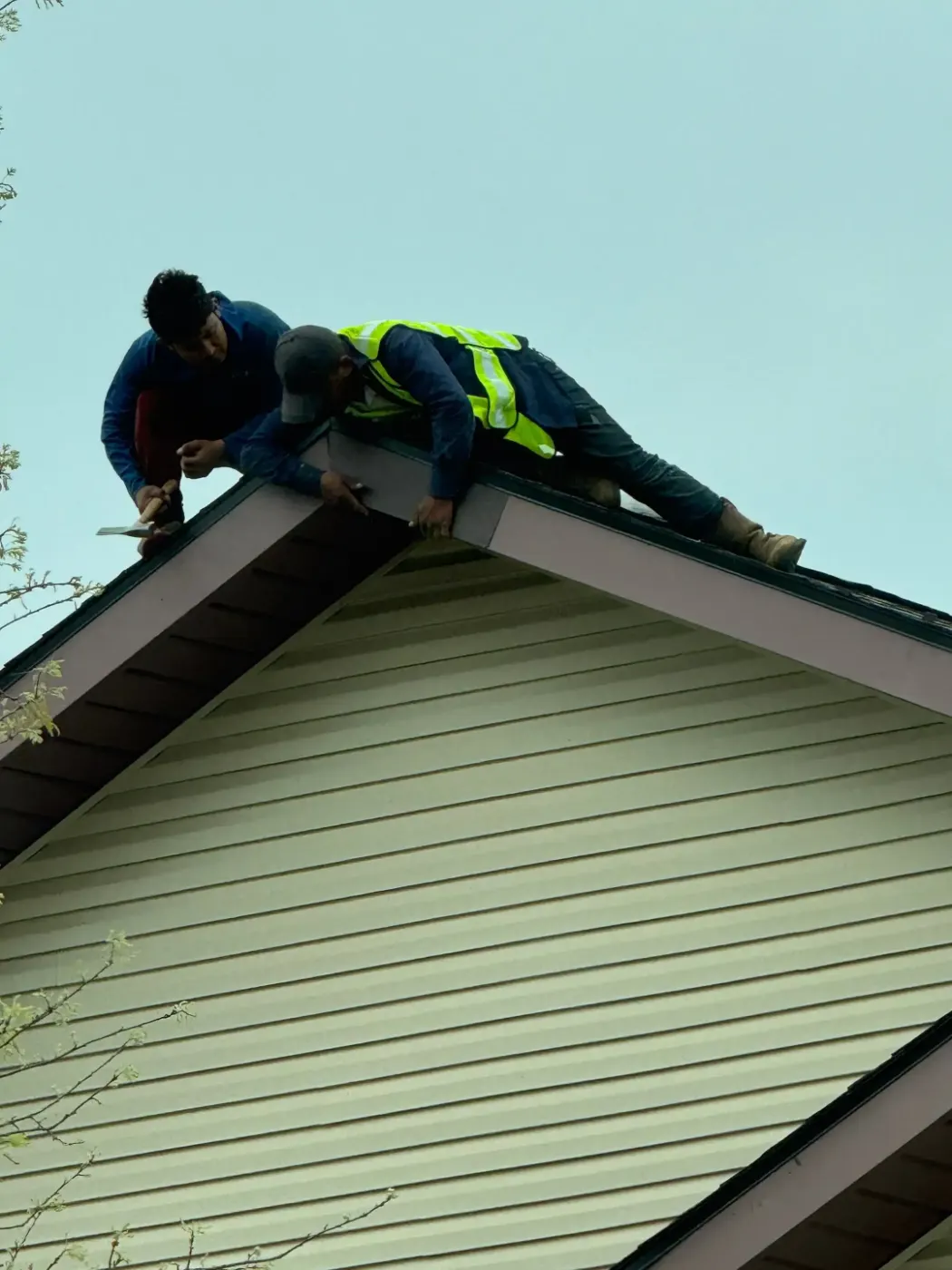 Manufacturer-certified roof installation in Bargersville