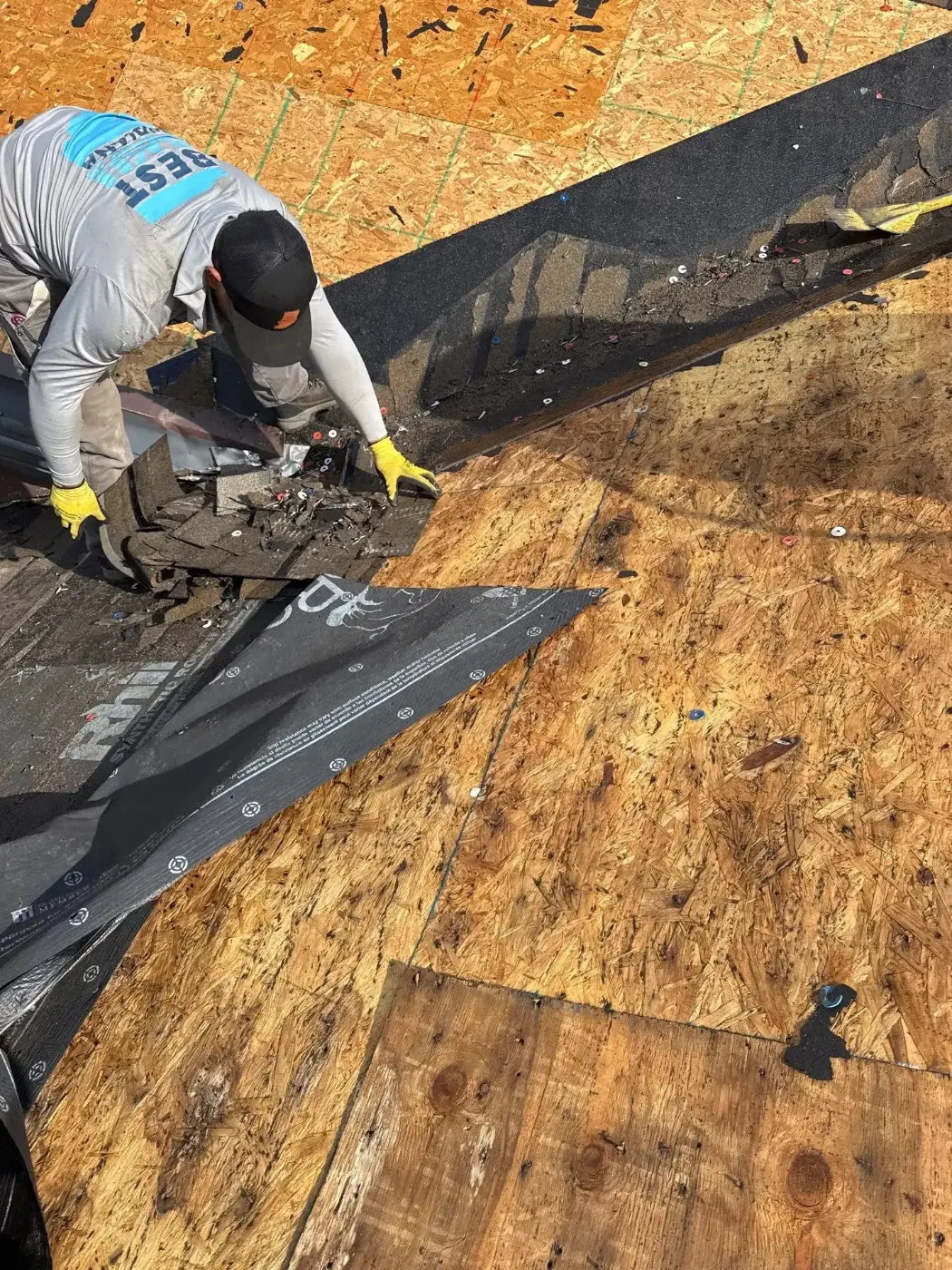 Tarping and dry-in on a Bargersville commercial roof